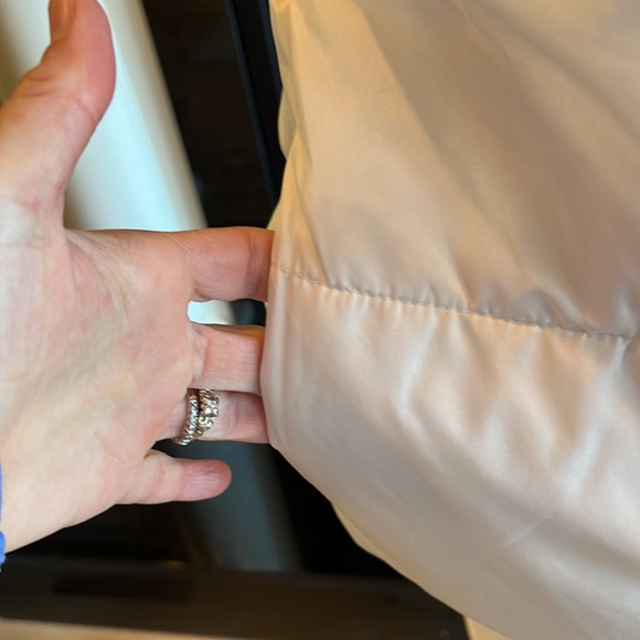 Cozy Reversible Puffer Vest Sleeveless Jacket Womens Medium Beige Tan Trendy New - Picture 10 of 15